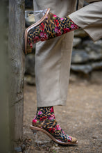 Afbeelding in Gallery-weergave laden, Sock My Leopard Flowers